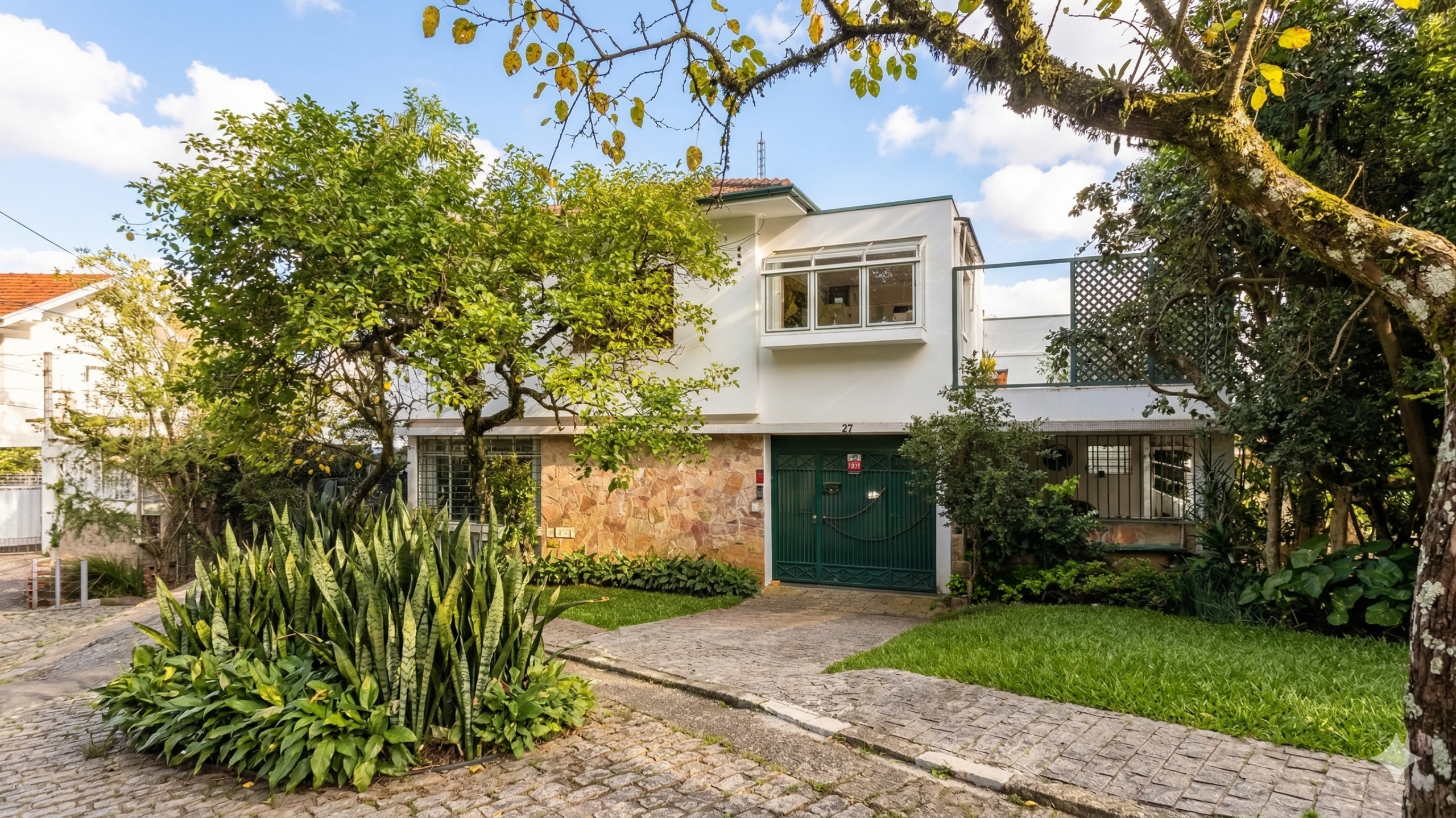 Fachada da Casa na Vila Ida